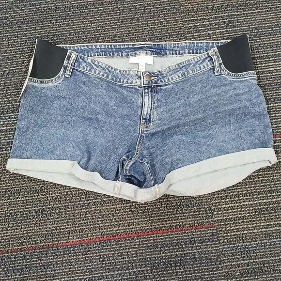 NWT Isabel Maternity MIDI Denim Shorts Size 16 - Picture 3 of 7